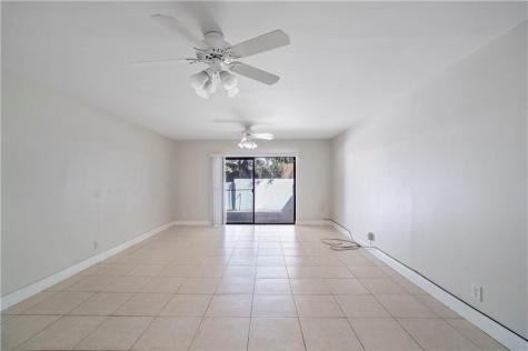 9769 Riverside Drive Coral Springs FL 33071