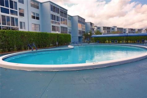 7620 NW 18th Street Margate FL 33063