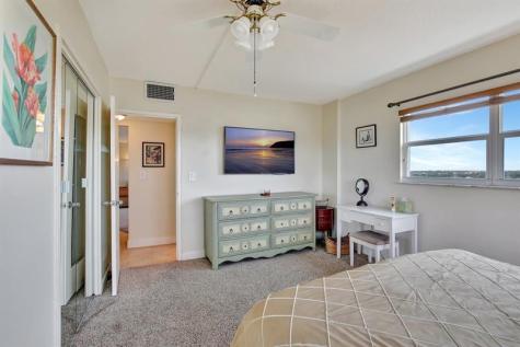 2555 NE 11th Street Fort Lauderdale FL 33304