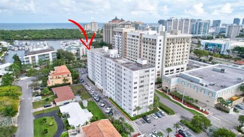 2555 NE 11th Street Fort Lauderdale FL 33304