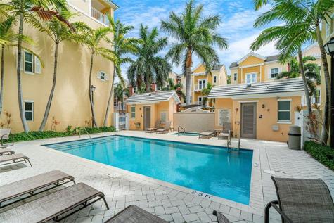 2381 Vintage Drive Lighthouse Point FL 33064