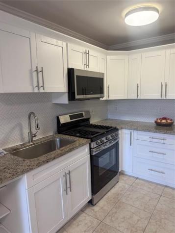 20251 NE 2nd Avenue Miami FL 33179
