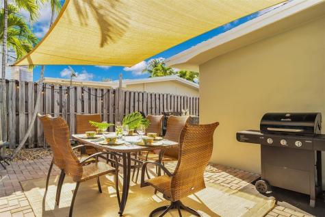 3221 Seaward Drive Lauderdale By The Sea FL 33062