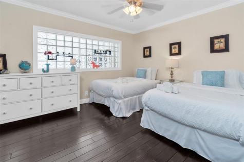 3221 Seaward Drive Lauderdale By The Sea FL 33062
