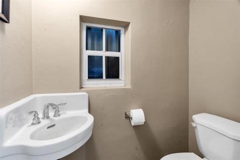 3221 Seaward Drive Lauderdale By The Sea FL 33062