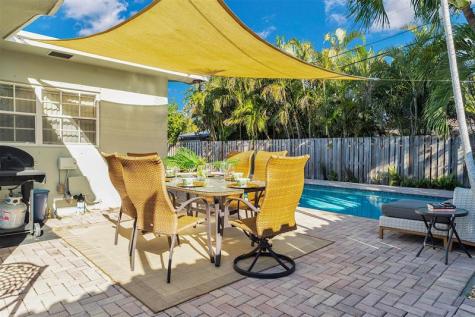 3221 Seaward Drive Lauderdale By The Sea FL 33062