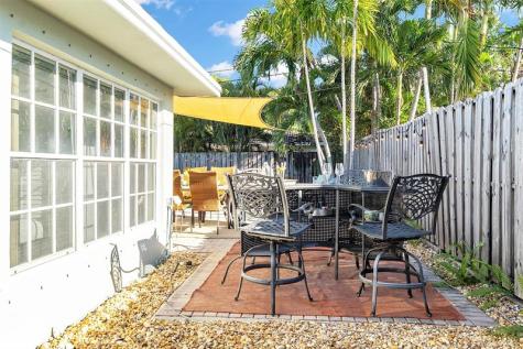 3221 Seaward Drive Lauderdale By The Sea FL 33062