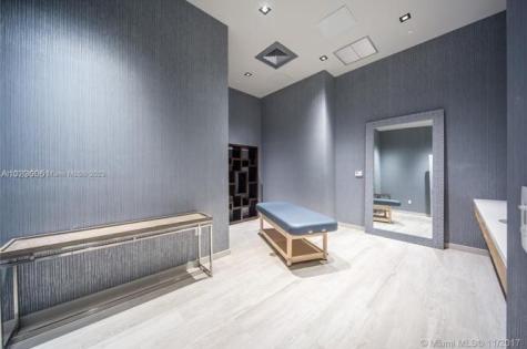 2900 NE 7th Avenue Miami FL 33137