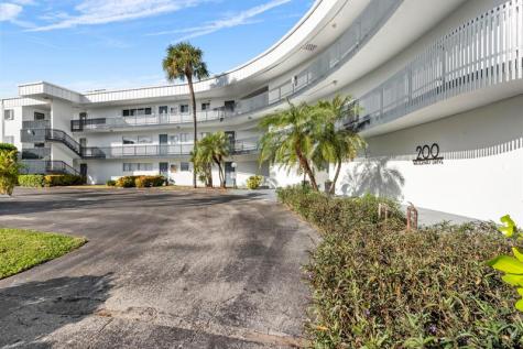 200 Waterway Drive S Lantana FL 33462