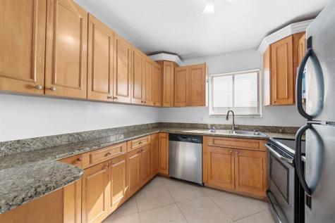 200 Waterway Drive S Lantana FL 33462