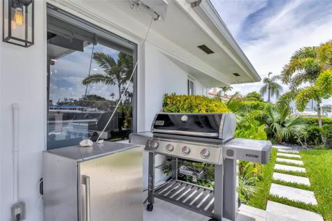 2005 N Riverside Drive Pompano Beach FL 33062