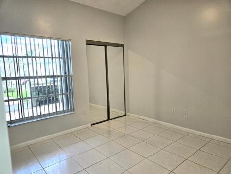 5912 NW 93rd Terrace Tamarac FL 33321