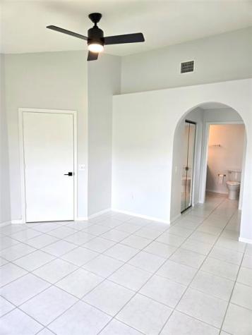 5912 NW 93rd Terrace Tamarac FL 33321