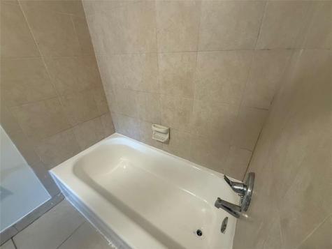 7960 N Colony Circle Tamarac FL 33321