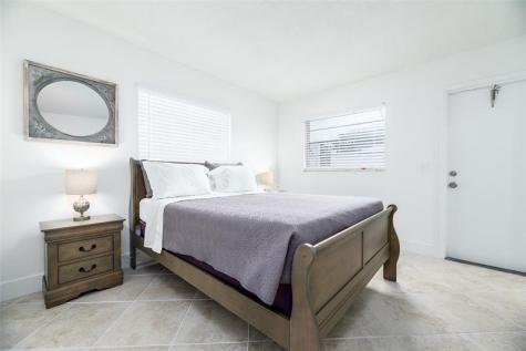 805 NE 23rd Drive Wilton Manors FL 33305