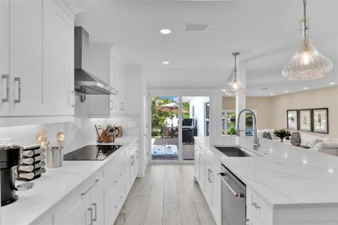 17026 Bay Street Jupiter FL 33477