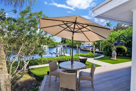 17026 Bay Street Jupiter FL 33477