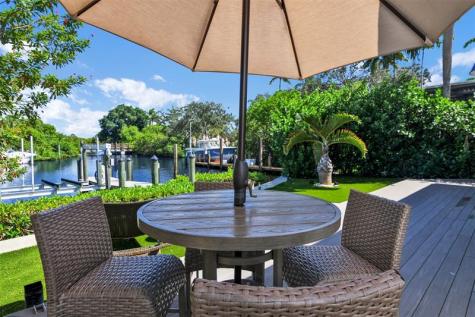 17026 Bay Street Jupiter FL 33477