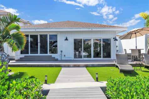 17026 Bay Street Jupiter FL 33477