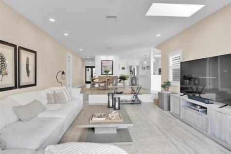 17026 Bay Street Jupiter FL 33477