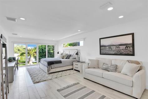 17026 Bay Street Jupiter FL 33477