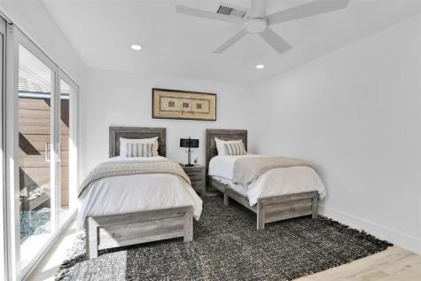 17026 Bay Street Jupiter FL 33477