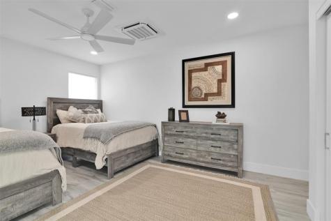 17026 Bay Street Jupiter FL 33477