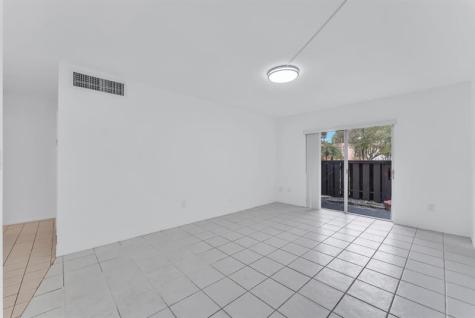 10790 N Kendall Drive Miami FL 33176