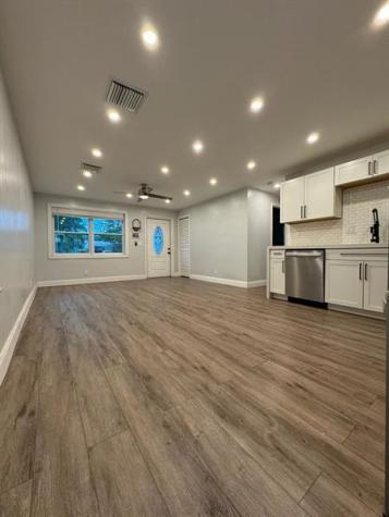 9422 SW 51st Street Fort Lauderdale FL 33328
