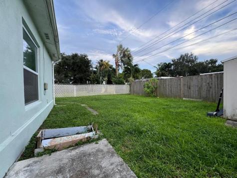 9422 SW 51st Street Fort Lauderdale FL 33328