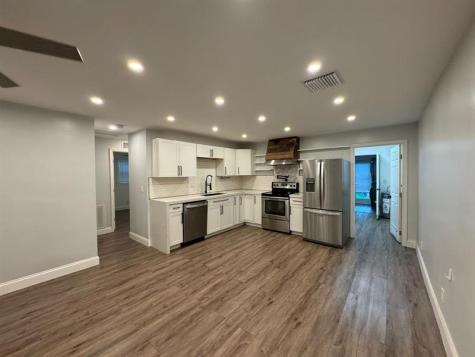 9422 SW 51st Street Fort Lauderdale FL 33328
