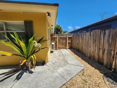 2036 NE 26th Street Wilton Manors FL 33305