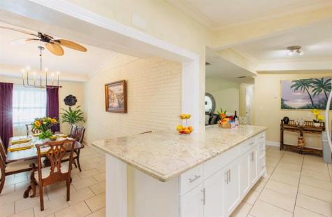 279 Hach Lane (3/2) West Palm Beach FL 33415