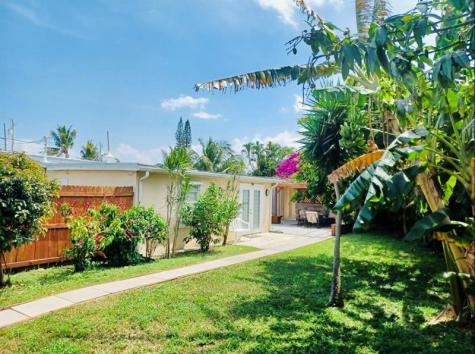 279 Hach Lane (3/2) West Palm Beach FL 33415