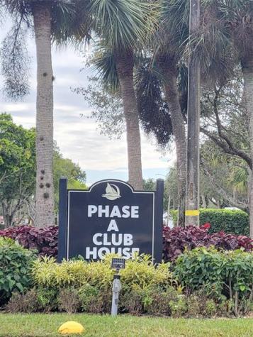 497 Lake Dora Drive West Palm Beach FL 33411
