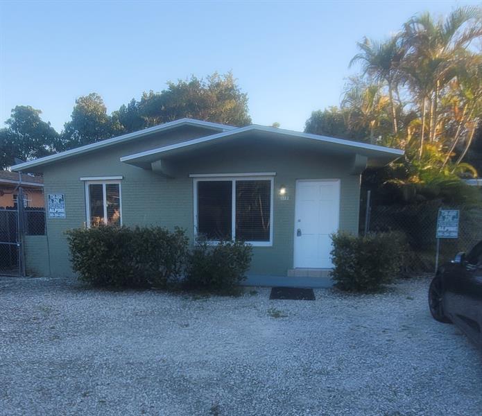 Miami FL 33161
