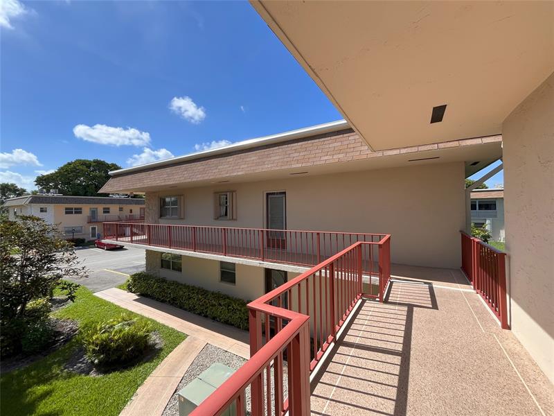 212 Oxford 400 West Palm Beach FL 33417