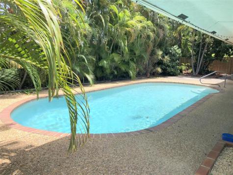 71 Laredo Lane Boca Raton FL 33487