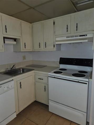 4158 Inverrary Drive Lauderhill FL 33319