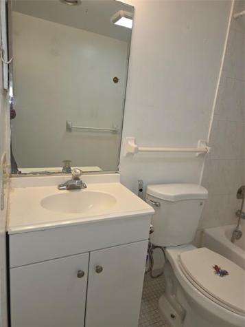 4158 Inverrary Drive Lauderhill FL 33319