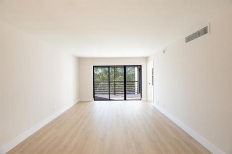 2322 S Cypress Bend Drive Pompano Beach FL 33069