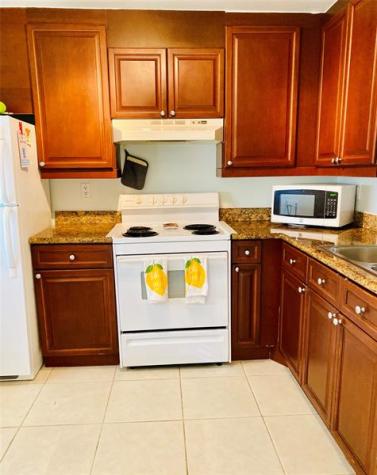 1541 S Ocean Boulevard Pompano Beach FL 33062