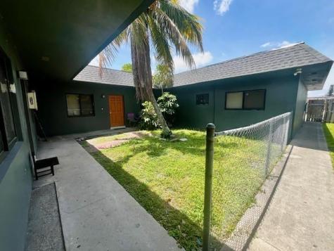 4040 NW 31st Terrace Lauderdale Lakes FL 33309