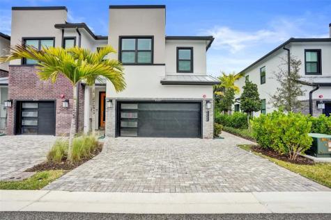 8355 NW 7th Place Plantation FL 33324