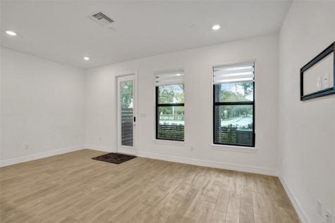 8355 NW 7th Place Plantation FL 33324