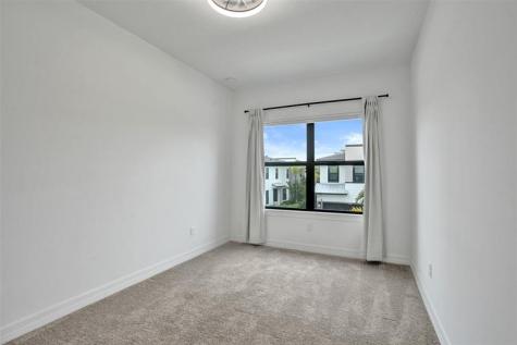 8355 NW 7th Place Plantation FL 33324