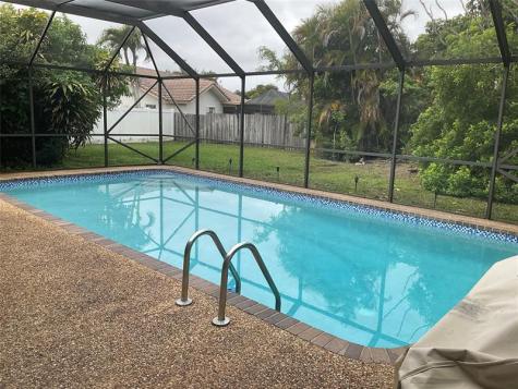 6269 Woodbury Road Boca Raton FL 33433