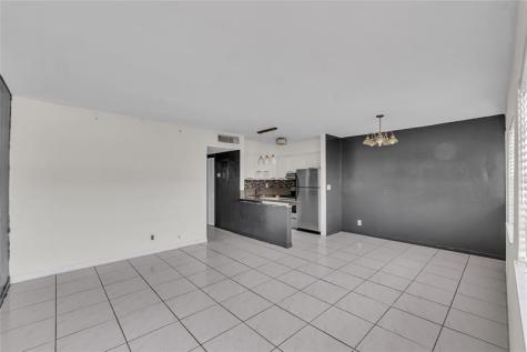 4050 NE 12th Terrace Oakland Park FL 33334