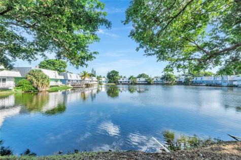 4050 NE 12th Terrace Oakland Park FL 33334