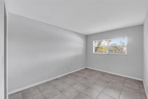 4050 NE 12th Terrace Oakland Park FL 33334